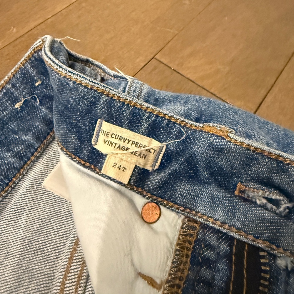 Madewell High Rise Blue Jeans - Picture 4 of 4